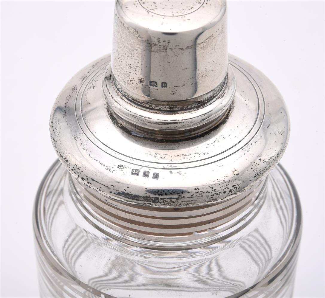 AN EDWARDIAN SILVER MOUNTED CYLINDRICAL GLASS COCKTAIL SHAKER - Image 2 of 2