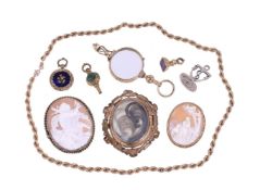 A COLLECTION OF ANTIQUE AND LATER JEWELLERY ITEMS