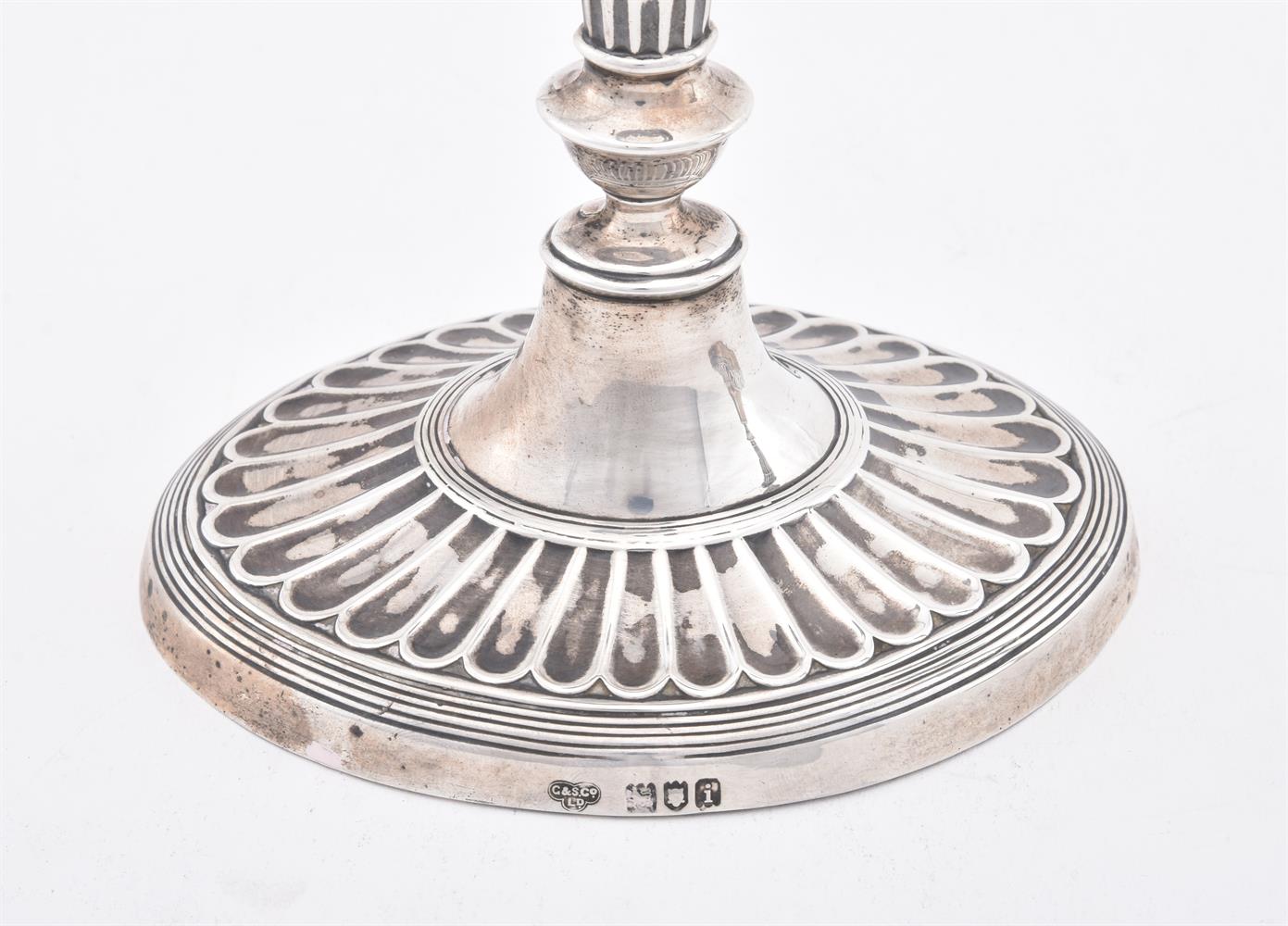 A PAIR OF EDWARDIAN SILVER OVAL CANDLESTICKS - Image 2 of 3
