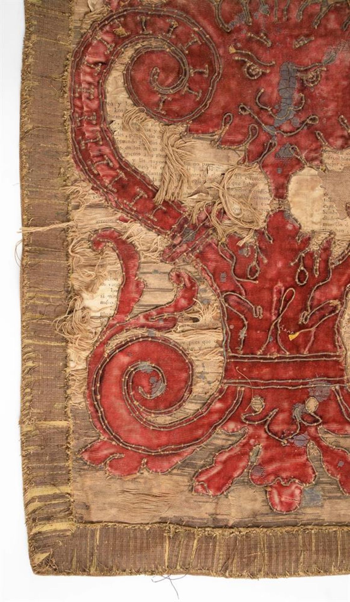 TEXTILES TO INCLUDE EARLY ORPHREY FRAGMENTS, LATE 16TH CENTURY AND LATER - Bild 7 aus 8