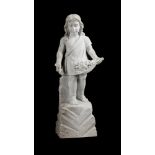 A CARVED WHITE MARBLE FIGURE OF A YOUNG GIRL GATHERING FLOWERS, EARLY 20TH CENTURY