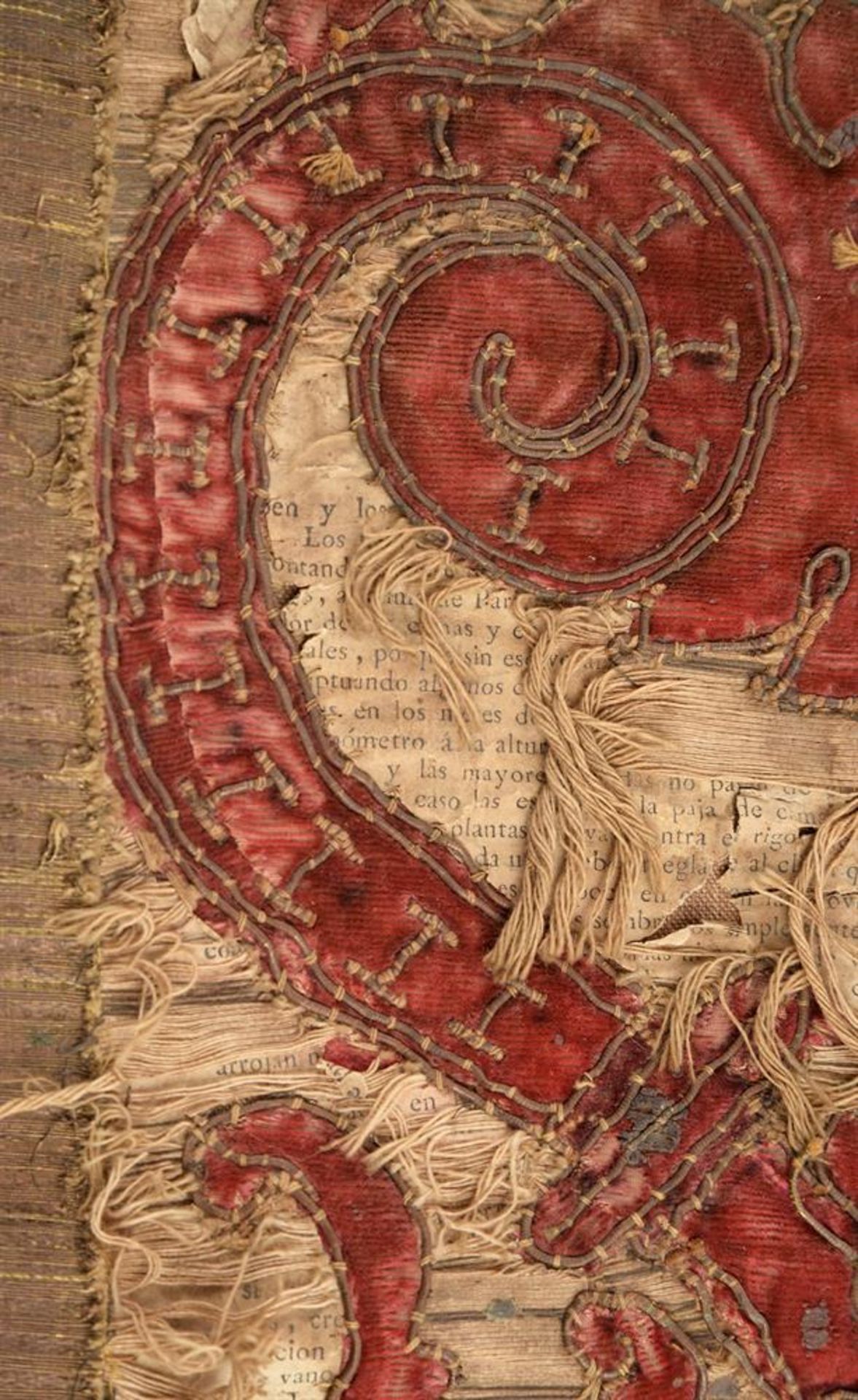 TEXTILES TO INCLUDE EARLY ORPHREY FRAGMENTS, LATE 16TH CENTURY AND LATER - Bild 8 aus 8