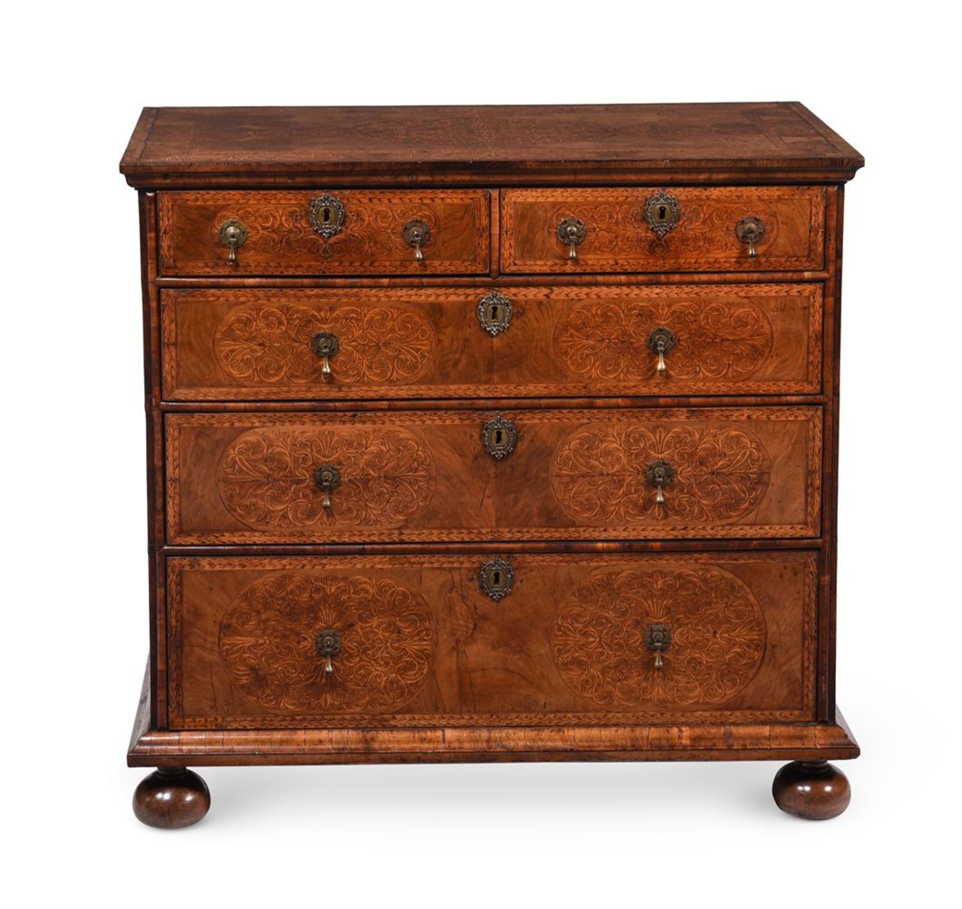 A WILLIAM & MARY WALNUT AND SEAWEED MARQUETRY CHEST OF DRAWERSIN THE MANNER OF GERRIT JENSEN - Image 3 of 6