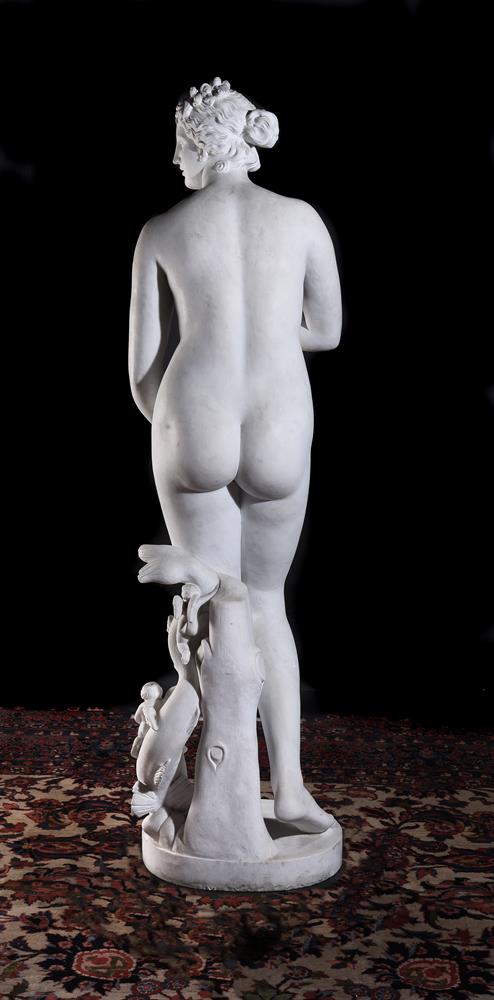 AFTER THE ANTIQUE, A LARGE CARVED WHITE MARBLE FIGURE 'THE MEDICI VENUS', PROBABLY ITALIAN - Image 4 of 4