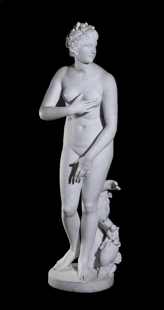 AFTER THE ANTIQUE, A LARGE CARVED WHITE MARBLE FIGURE 'THE MEDICI VENUS', PROBABLY ITALIAN - Image 2 of 4