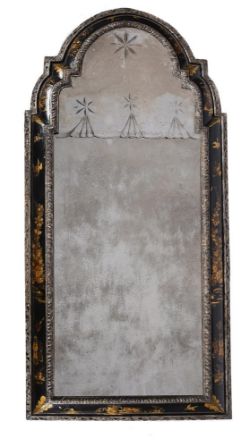 A QUEEN ANNE SCARLET JAPANNED AND GILT DECORATED WALL MIRROR, EARLY 18TH CENTURY