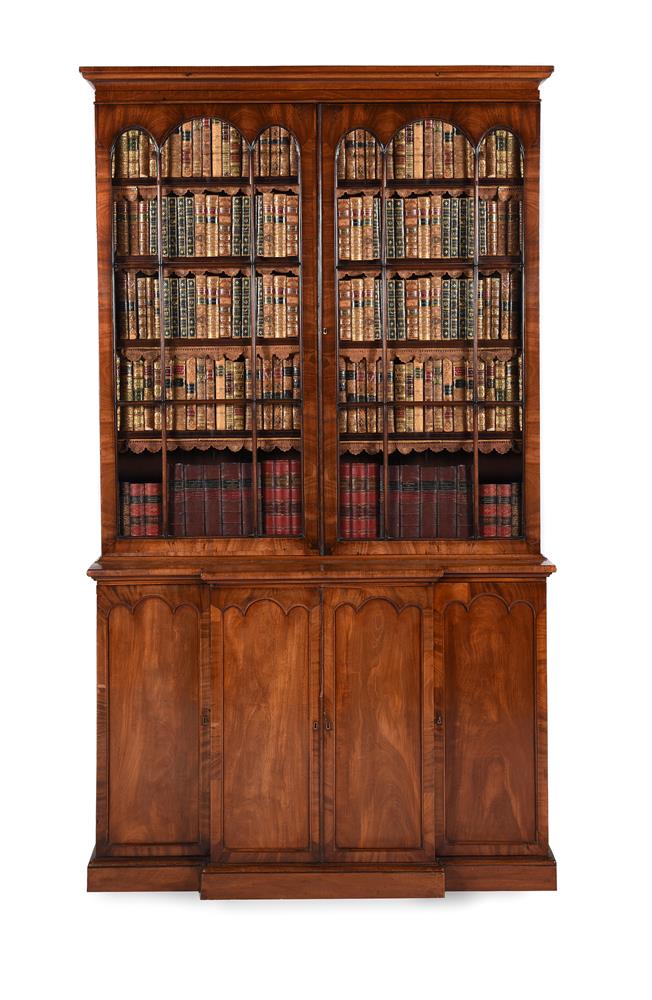 A MAHOGANY LIBRARY BOOKCASE, MID 19TH CENTURY