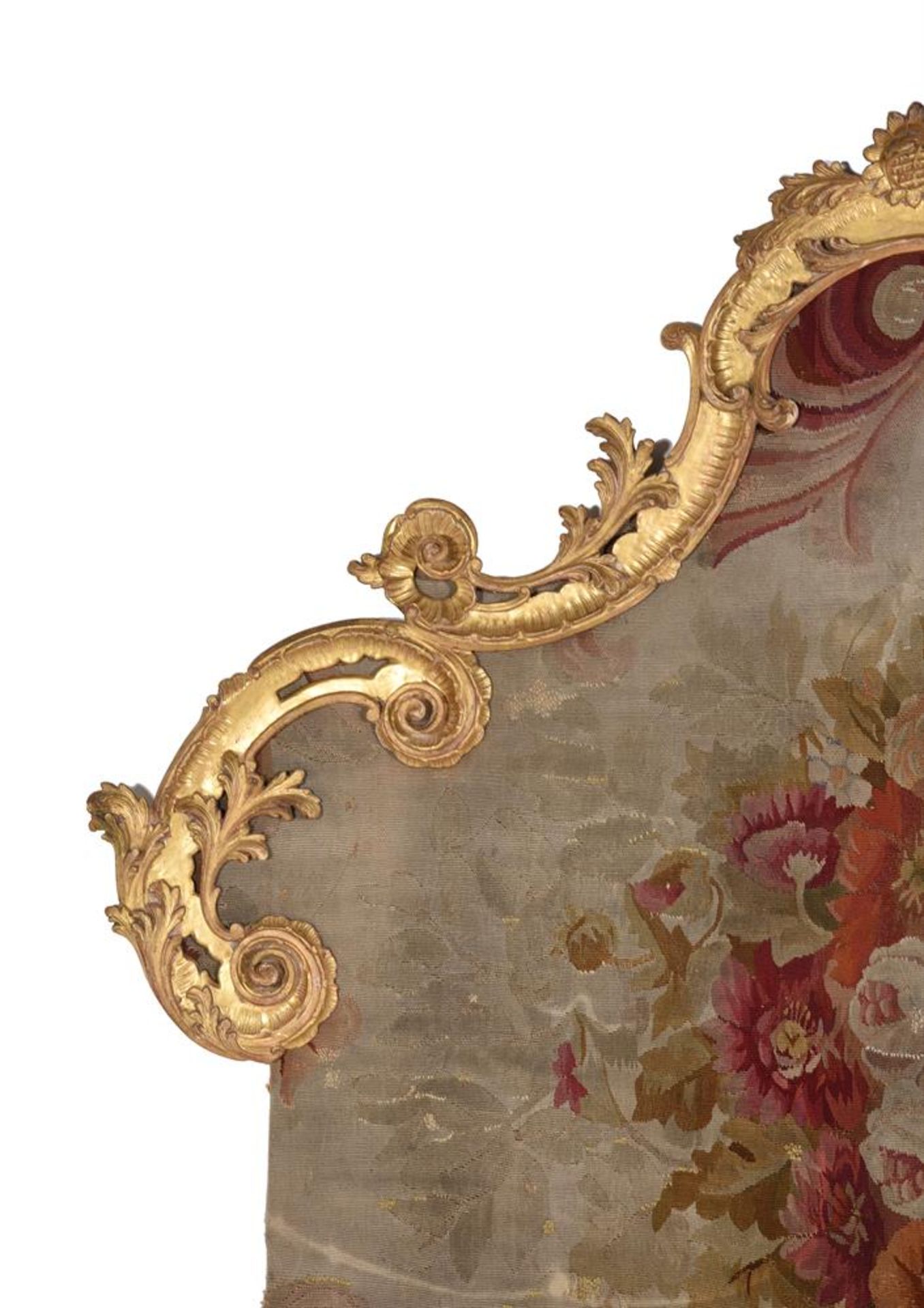 A CONTINENTAL CARVED GILTWOOD AND AUBUSSON NEEDLEWORK INSET BED HEAD, LATE 18TH/19TH CENTURY - Image 4 of 4