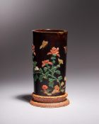 Y A Chinese lacquer brush pot