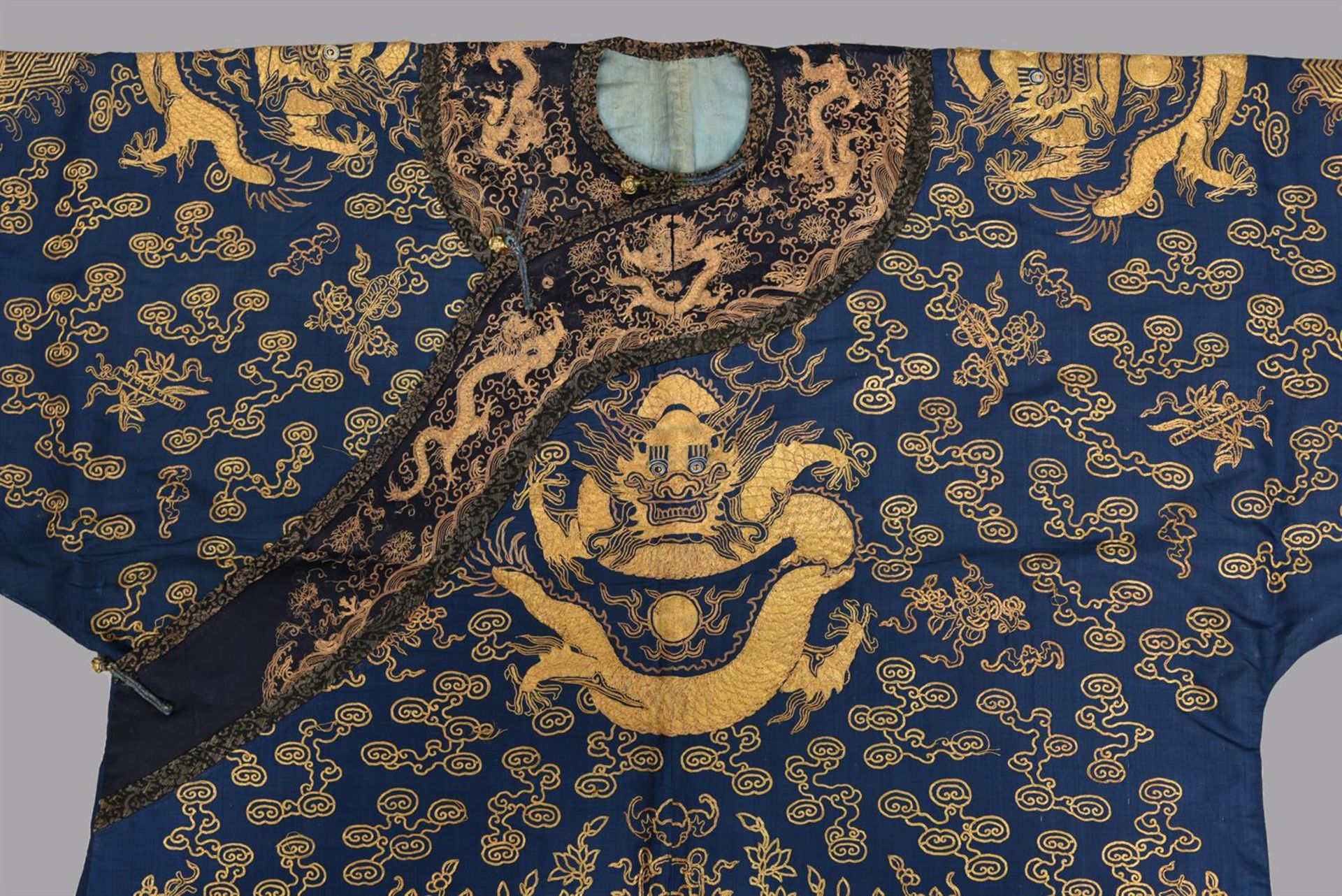 A Chinese blue satin silk 'dragon' robe - Image 2 of 7