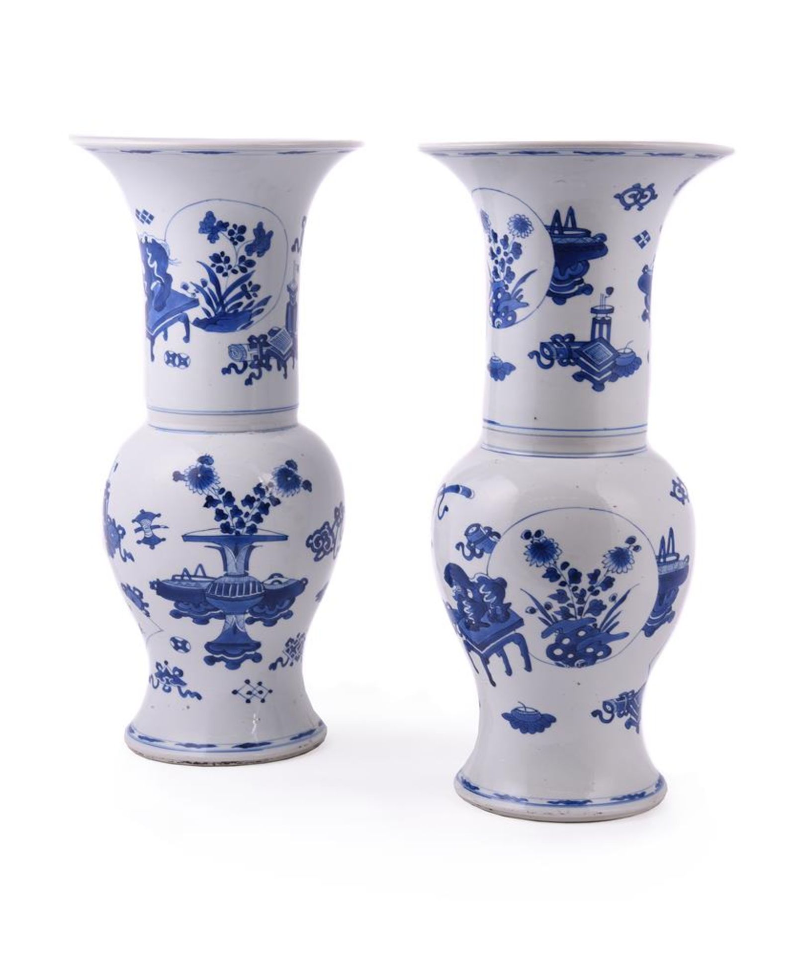 A pair of Chinese blue and white 'Phoenix-Tail' vases