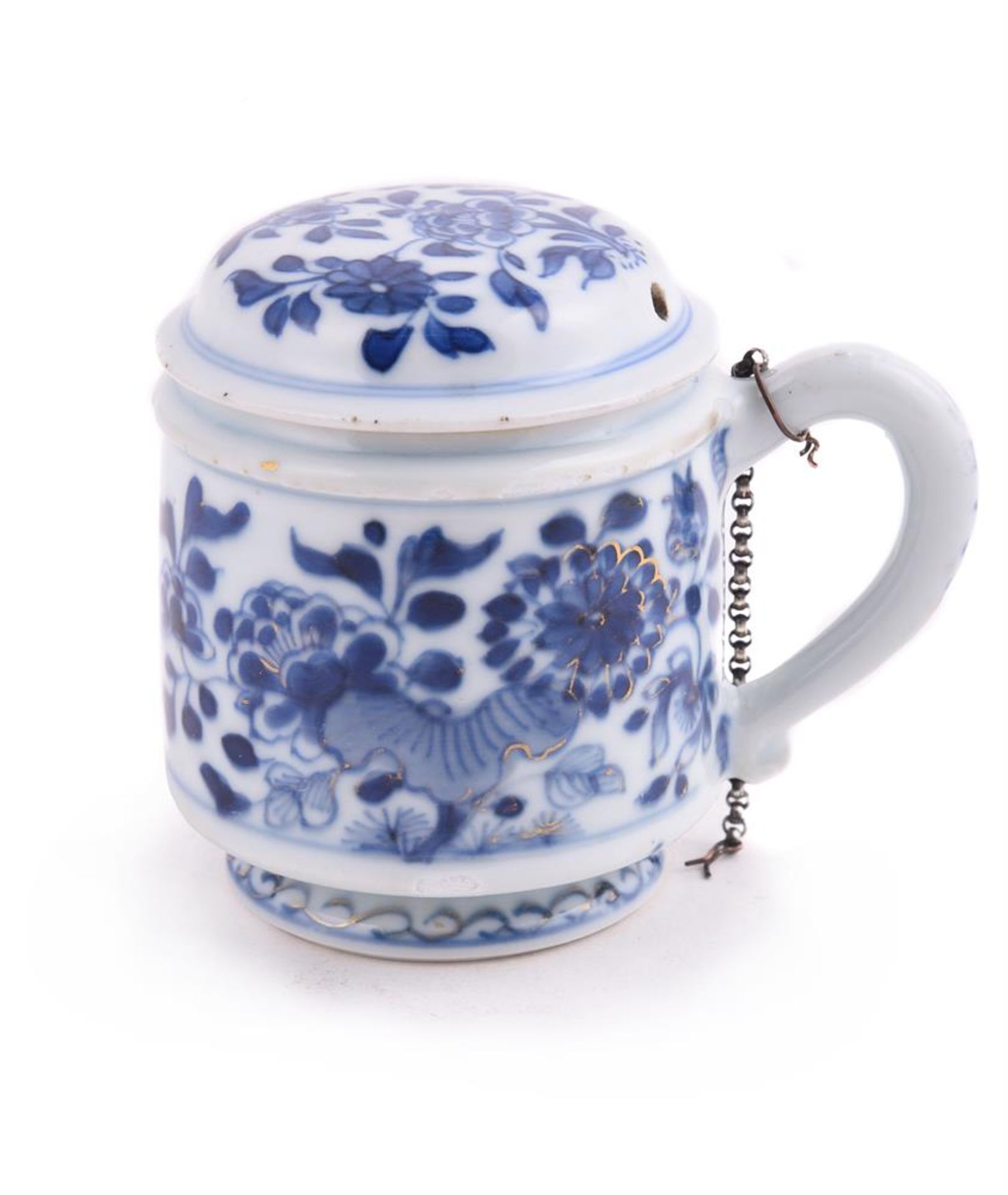 A rare Chinese porcelain blue and white mustard pot and cover