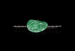 A small Chinese jadeite brooch