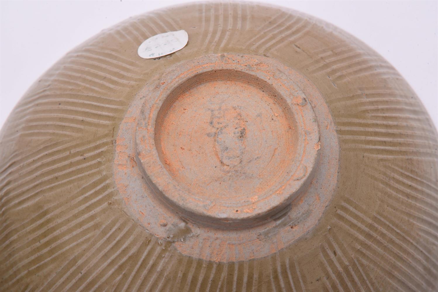 A Chinese qingbai type bowl - Image 5 of 6