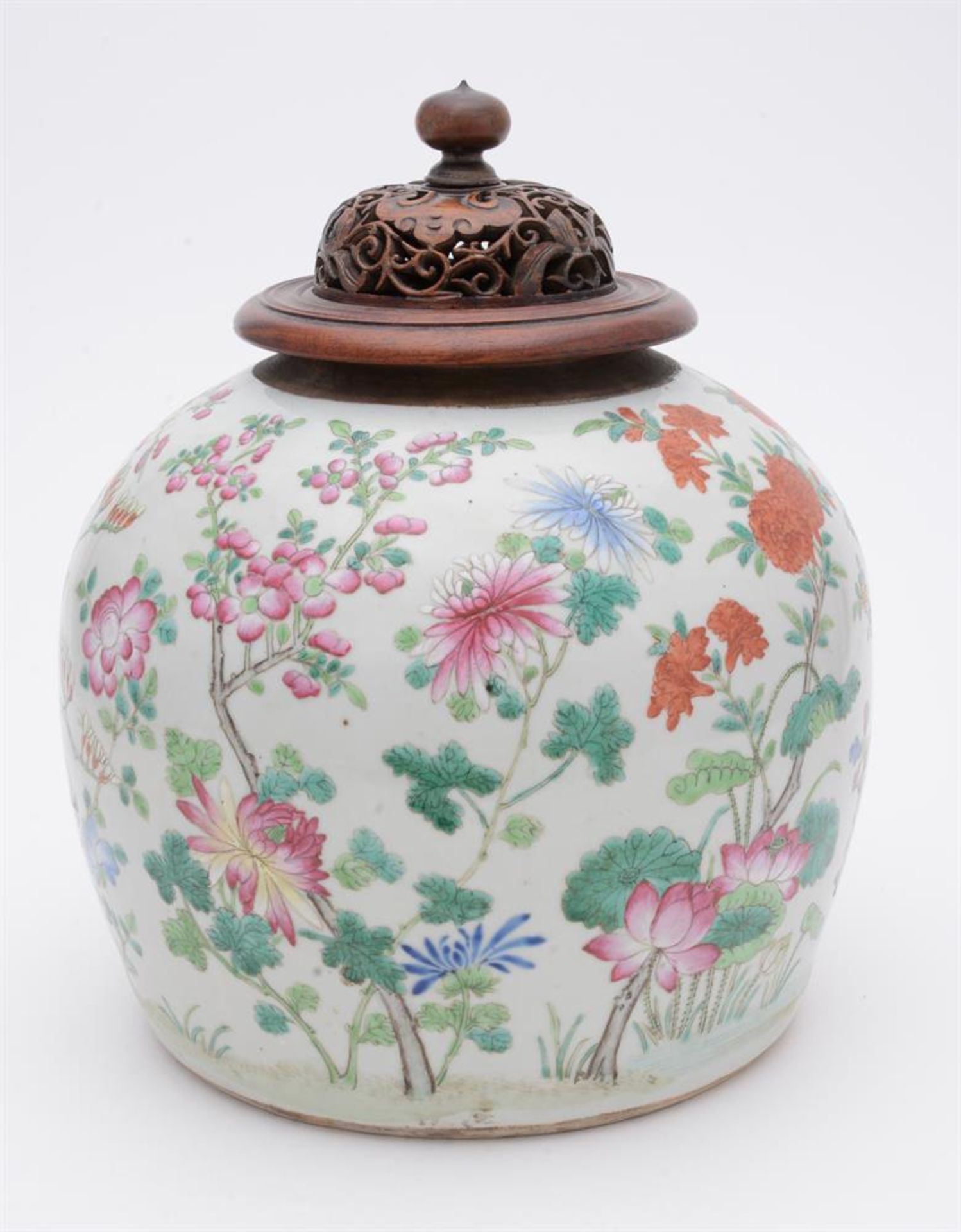 A Chinese Famille Rose vase - Image 4 of 6