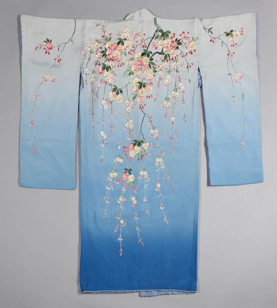 A shaded blue silk crepe Japanese women's Kimono - Image 2 of 2
