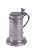 A CHARLES II PEWTER 'BEEFEATER' TANKARD