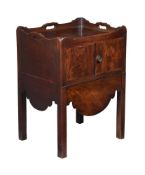 A GEORGE III MAHOGANY NIGHT COMMODE