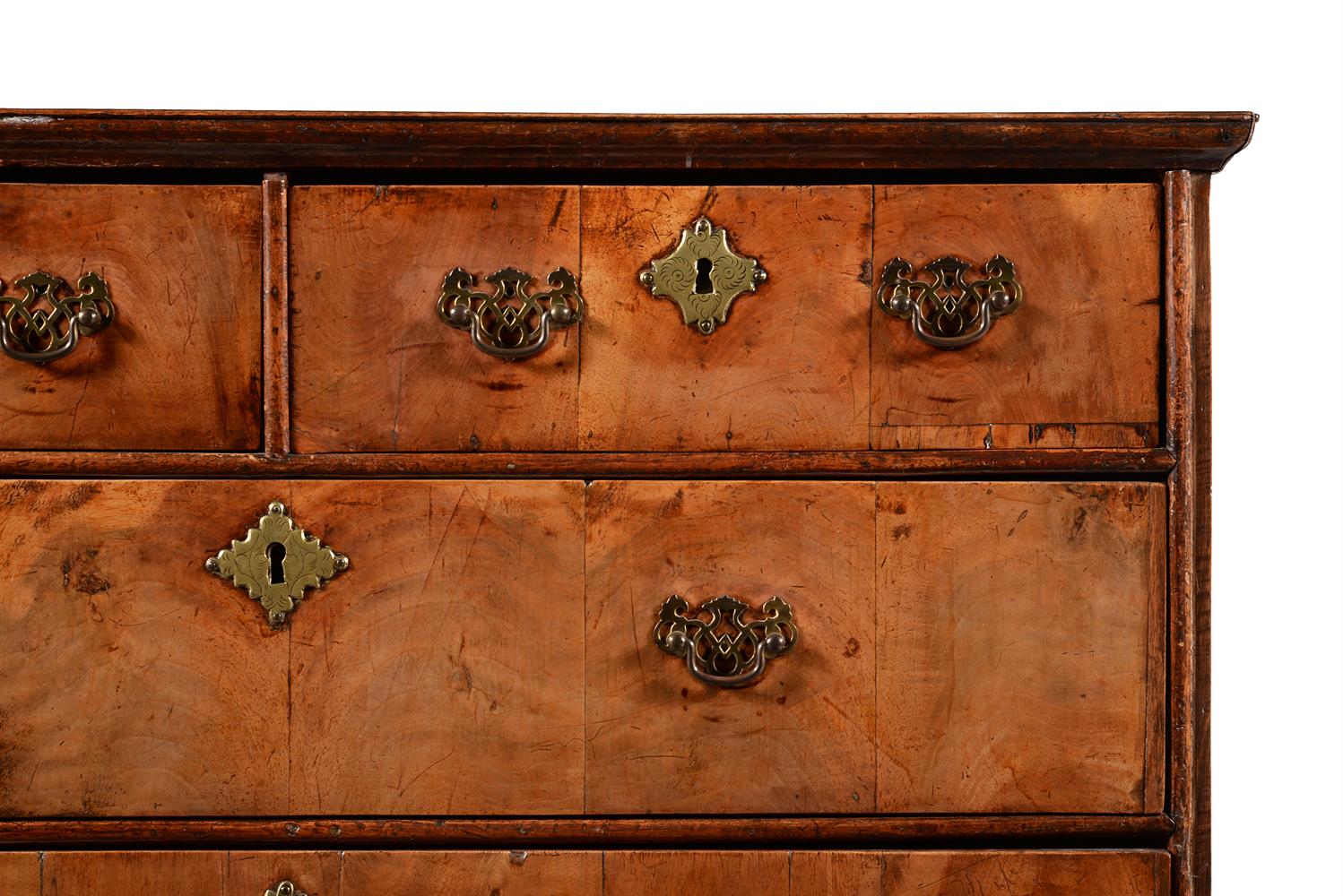 A WALNUT CHEST OF DRAWERS - Image 2 of 2