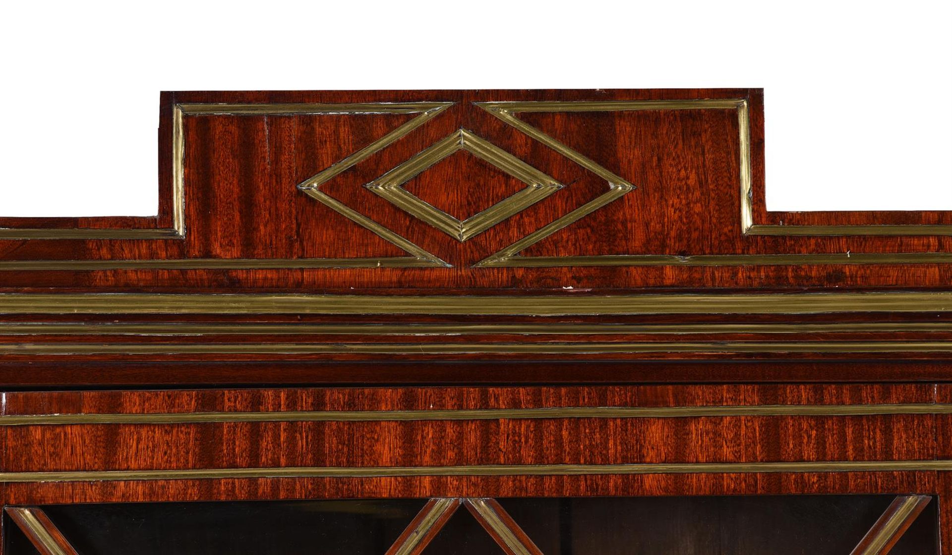 A CONTINENTAL MAHOGANY AND BRASS MOUNTED SIDE CABINET - Bild 4 aus 4