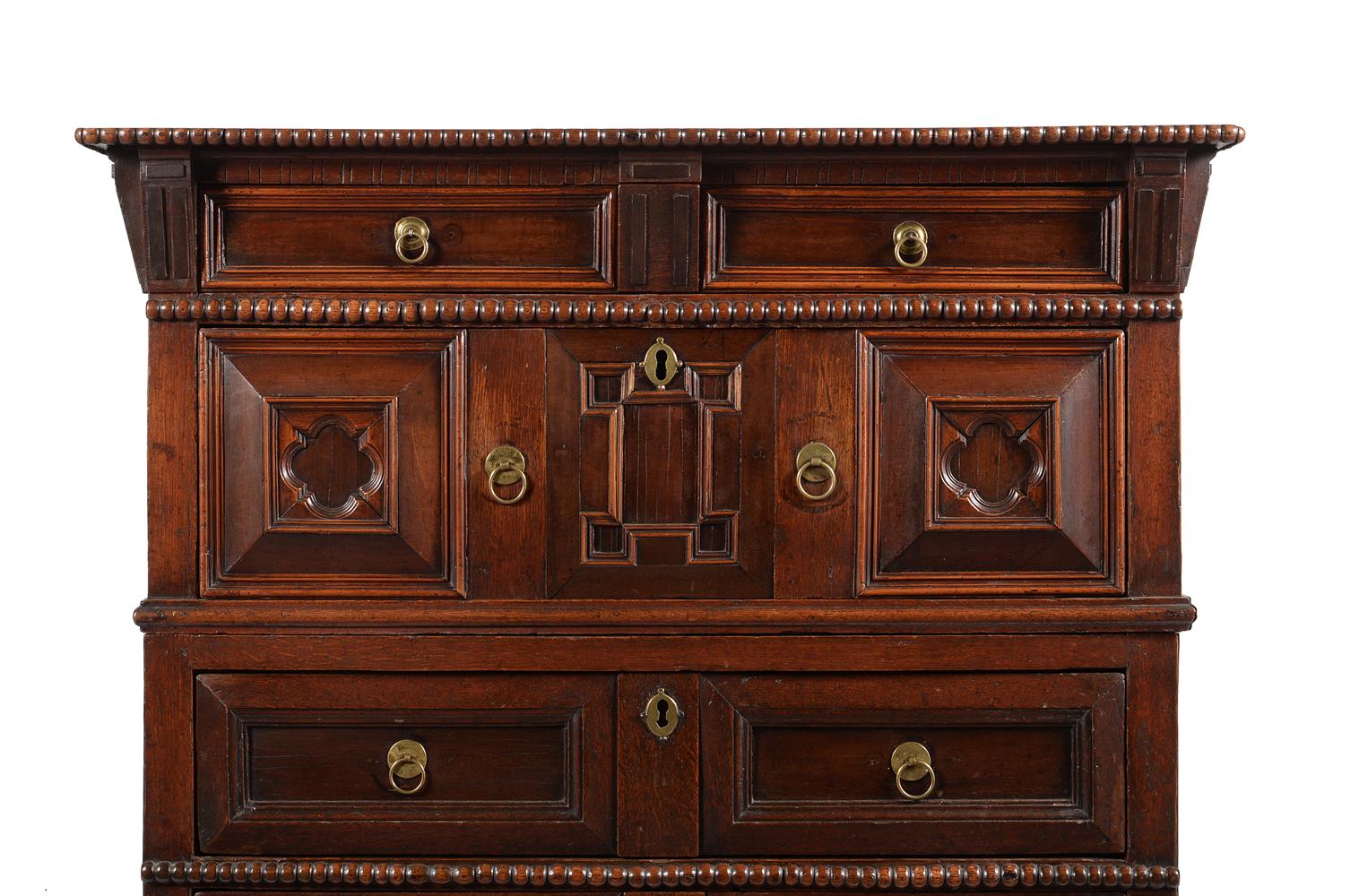 A CHARLES II OAK AND SNAKEWOOD CHEST OF DRAWERS, CIRCA 1670 - Image 2 of 4