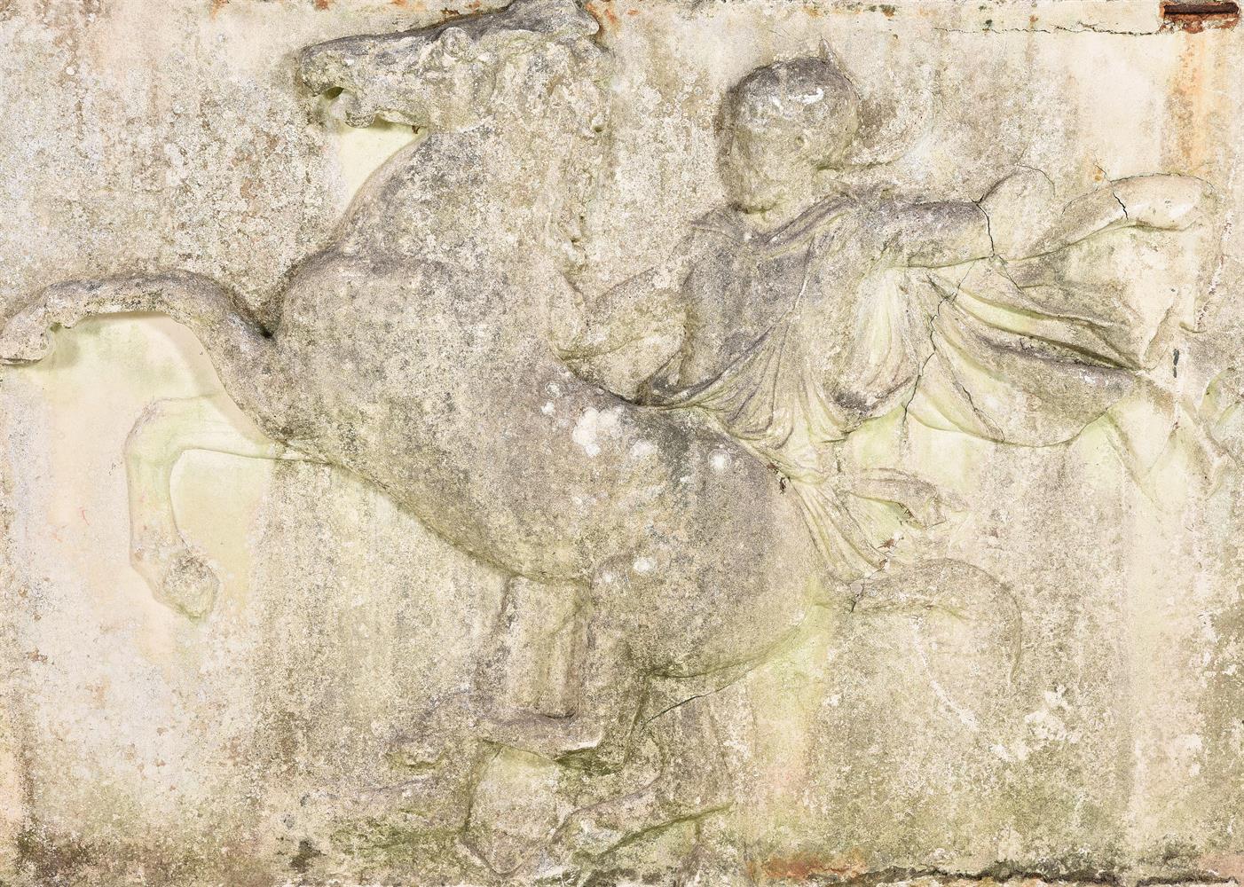 A FAUX MARBLE PANEL DEPICTING HORSEMAN FROM THE PARTHENON FRIEZE, 20TH CENTURY - Bild 3 aus 4