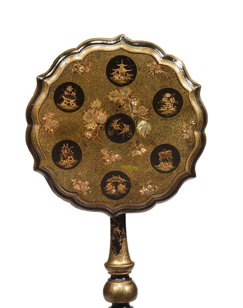 Y AN EARLY VICTORIAN PAPIER MACHE AND MOTHER-OF-PEARL INLAID PEDESTAL TABLE, CIRCA 1840 - Image 3 of 5