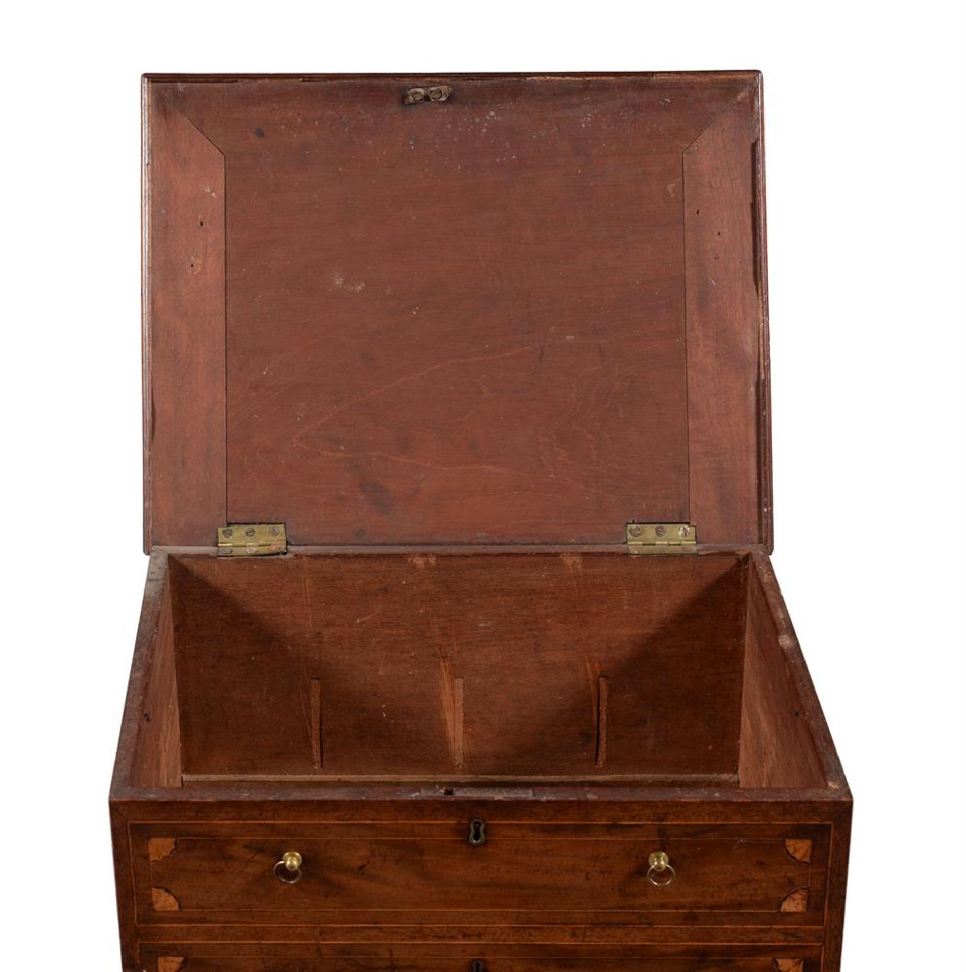 A GEORGE III MAHOGANY AND INLAID CELLARET, CIRCA 1790 - Image 3 of 5