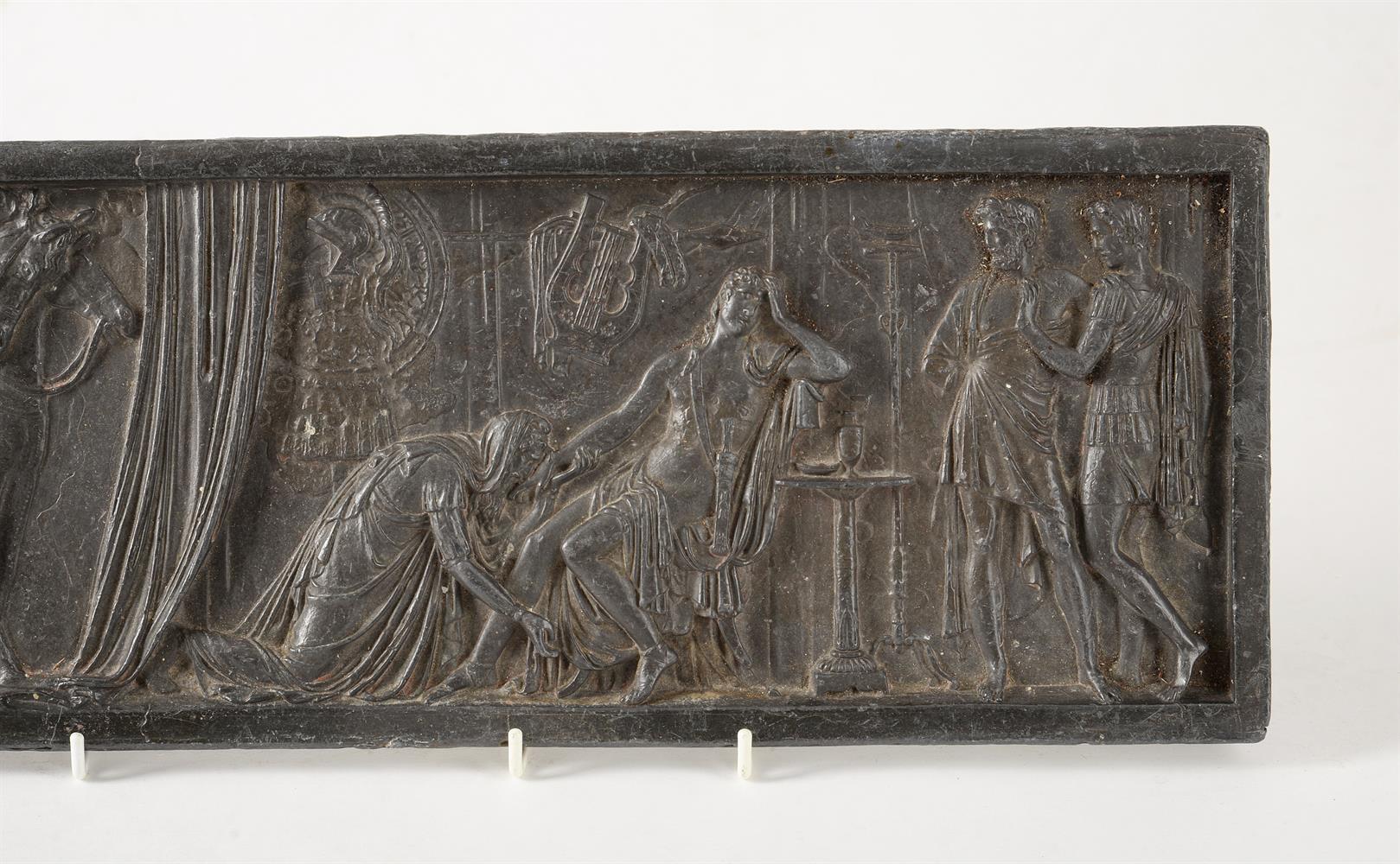 AFTER THE ANTIQUE, A LEAD RELIEF PANEL OF PRIAM KISSING THE HAND OF ACHILLES, PROBABLY ITALIAN - Bild 4 aus 5