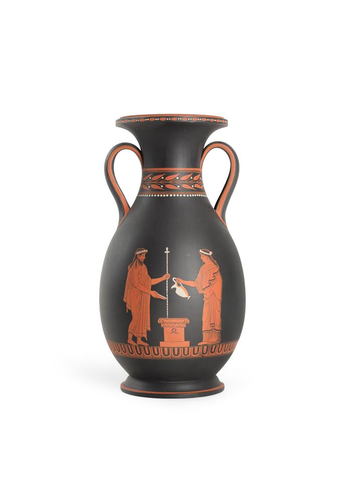 A WEDGWOOD BLACK BASALT 'ENCAUSTIC' DECORATED VASE, LATE 18TH/EARLY 19TH CENTURY