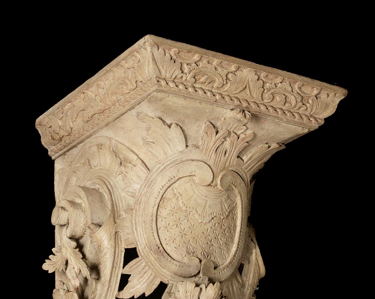 A GEORGE II CARVED PINE AND PAINTED WALL BRACKET, CIRCA 1750 - Image 3 of 4
