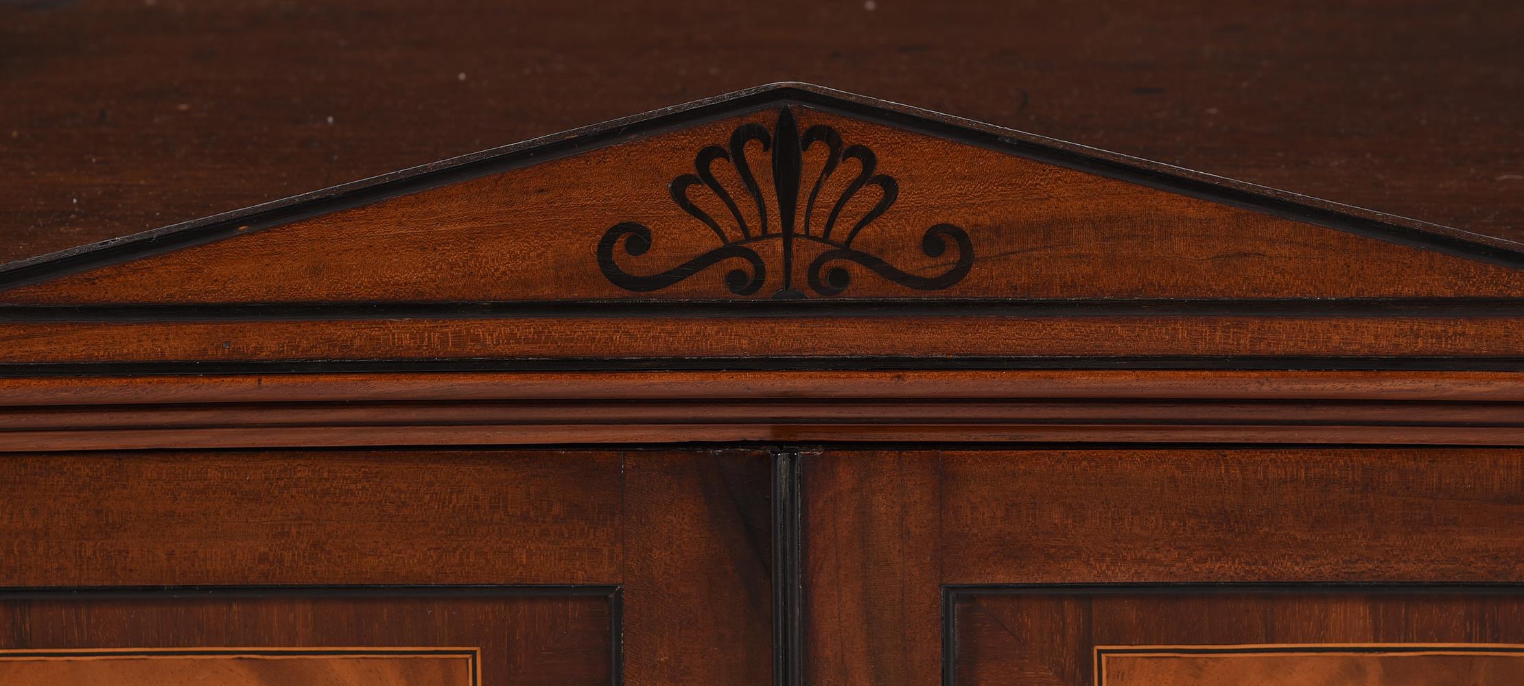 Y A REGENCY MAHOGANY AND EBONY INLAID COLLECTORS CABINET, EARLY 19TH CENTURY - Image 7 of 9