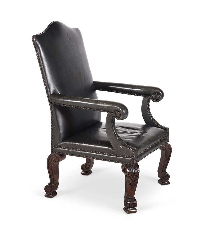 A MAHOGANY AND LEATHER UPHOLSTERED OPEN ARMCHAIR, IN KENTIAN STYLE, OF RECENT MANUFACTURE