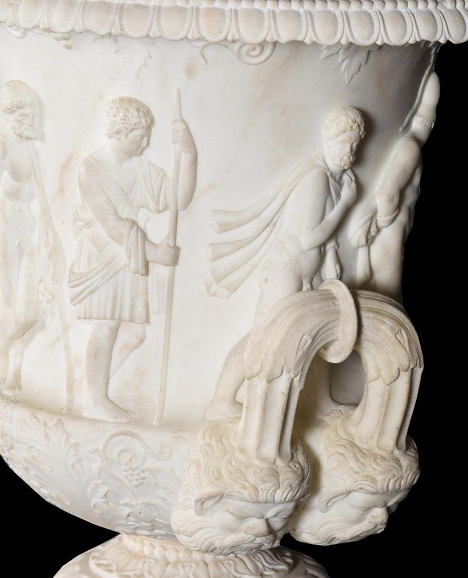 AFTER THE ANTIQUE, A LARGE CARVED MARBLE MEDICI VASE, ITALIAN 19TH CENTURY - Image 4 of 8