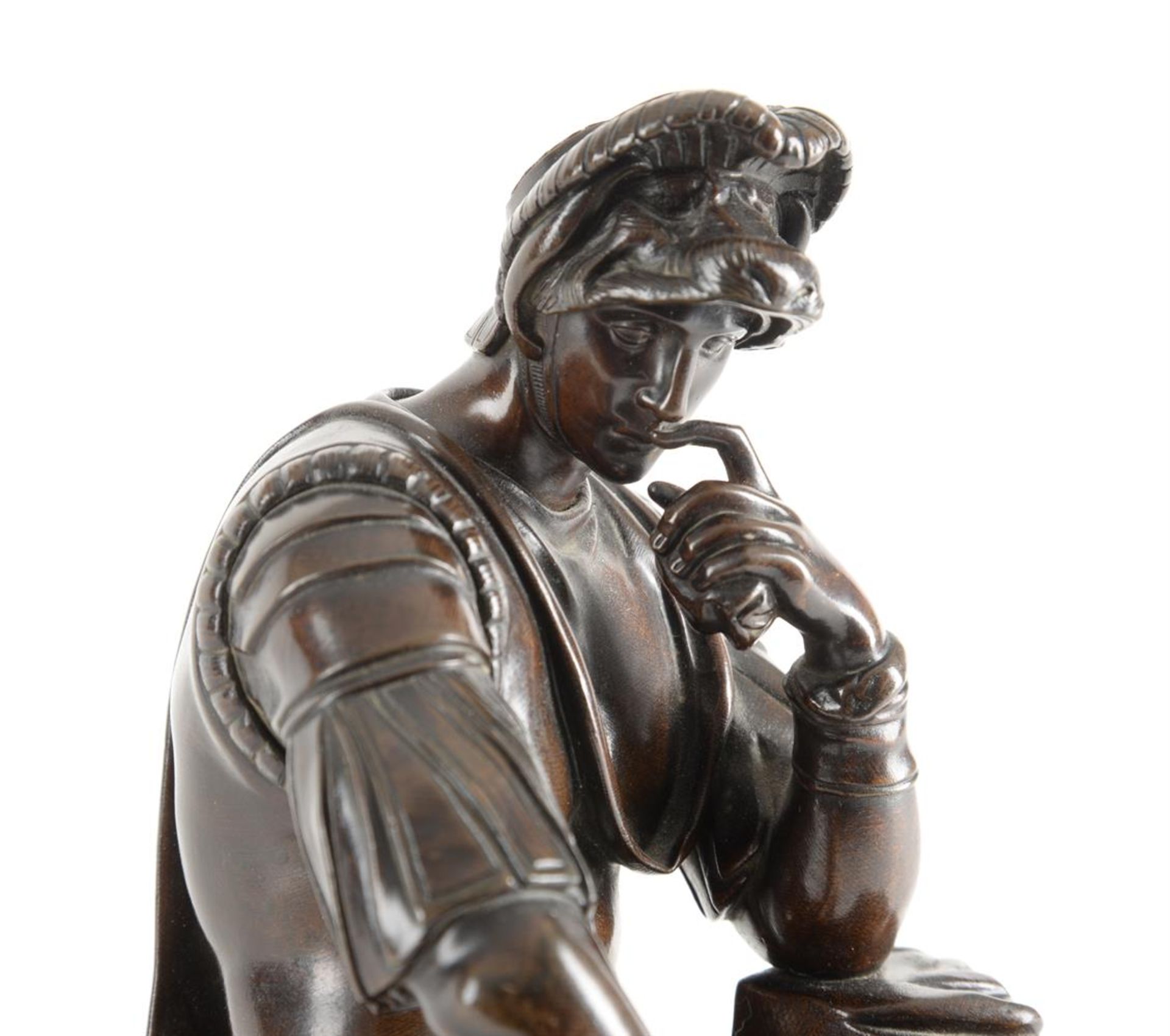 AFTER MICHELANGELO, BRONZE FIGURE 'LORENZO DE MEDICI' FRENCH, LATE 19TH/EARLY 20TH CENTURY - Image 2 of 5