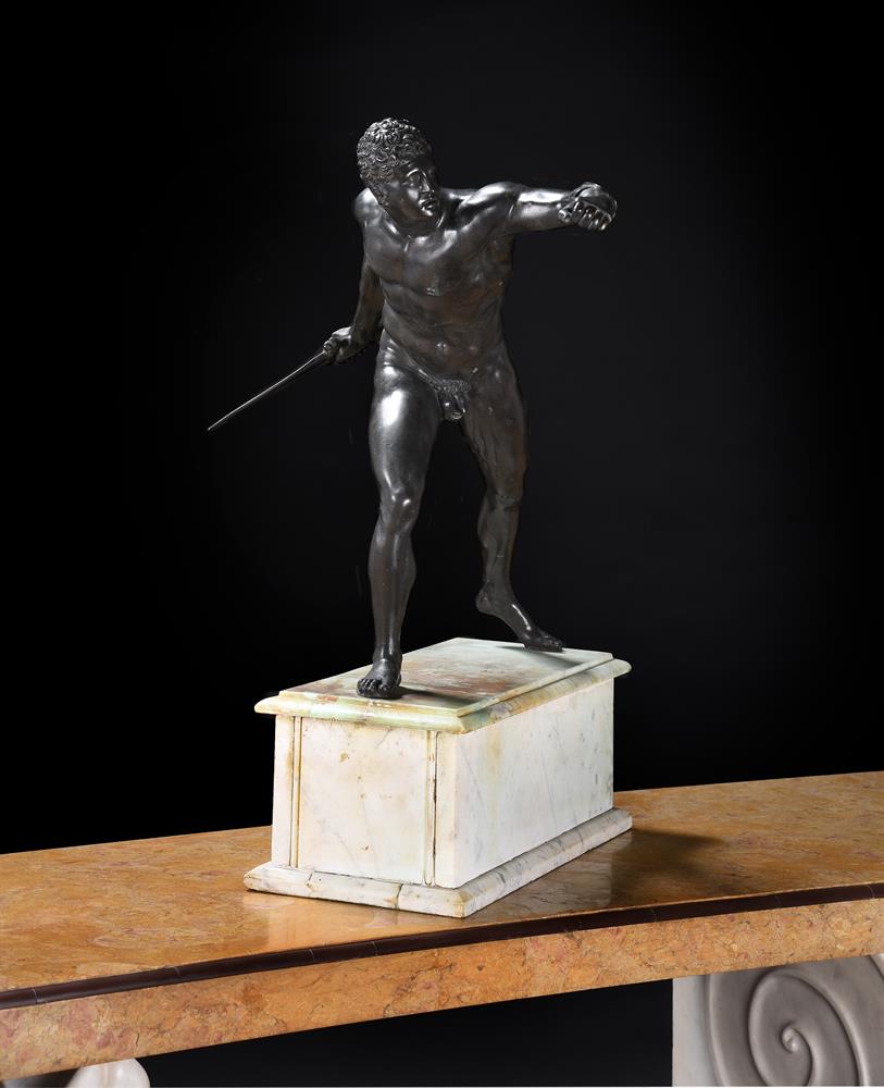 AFTER THE ANTIQUE, A BRONZE FIGURE OF THE BORGHESE GLADIATOR, ITALIAN