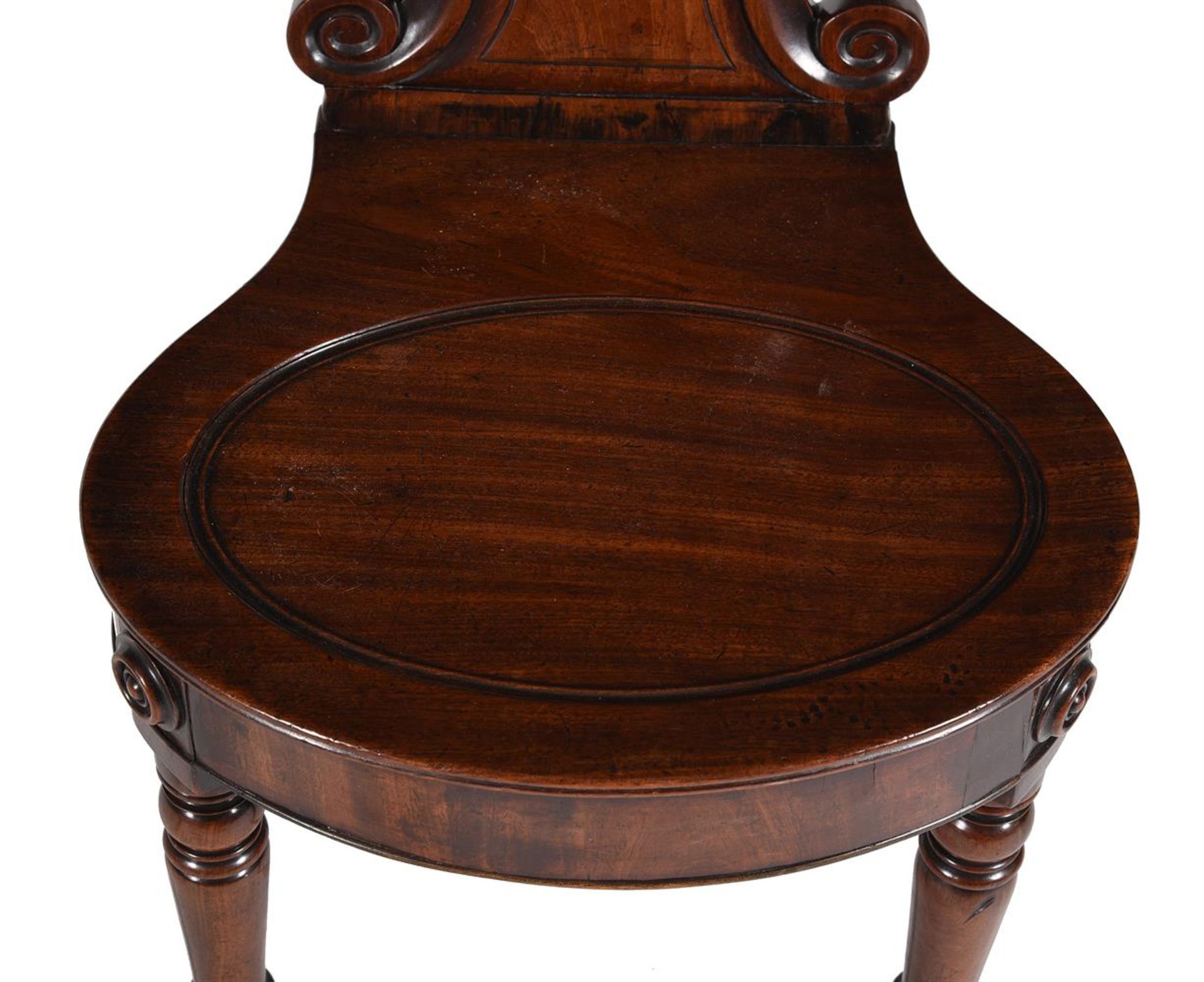 A PAIR OF REGENCY MAHOGANY HALL CHAIRS, CIRCA 1815 - Image 5 of 5