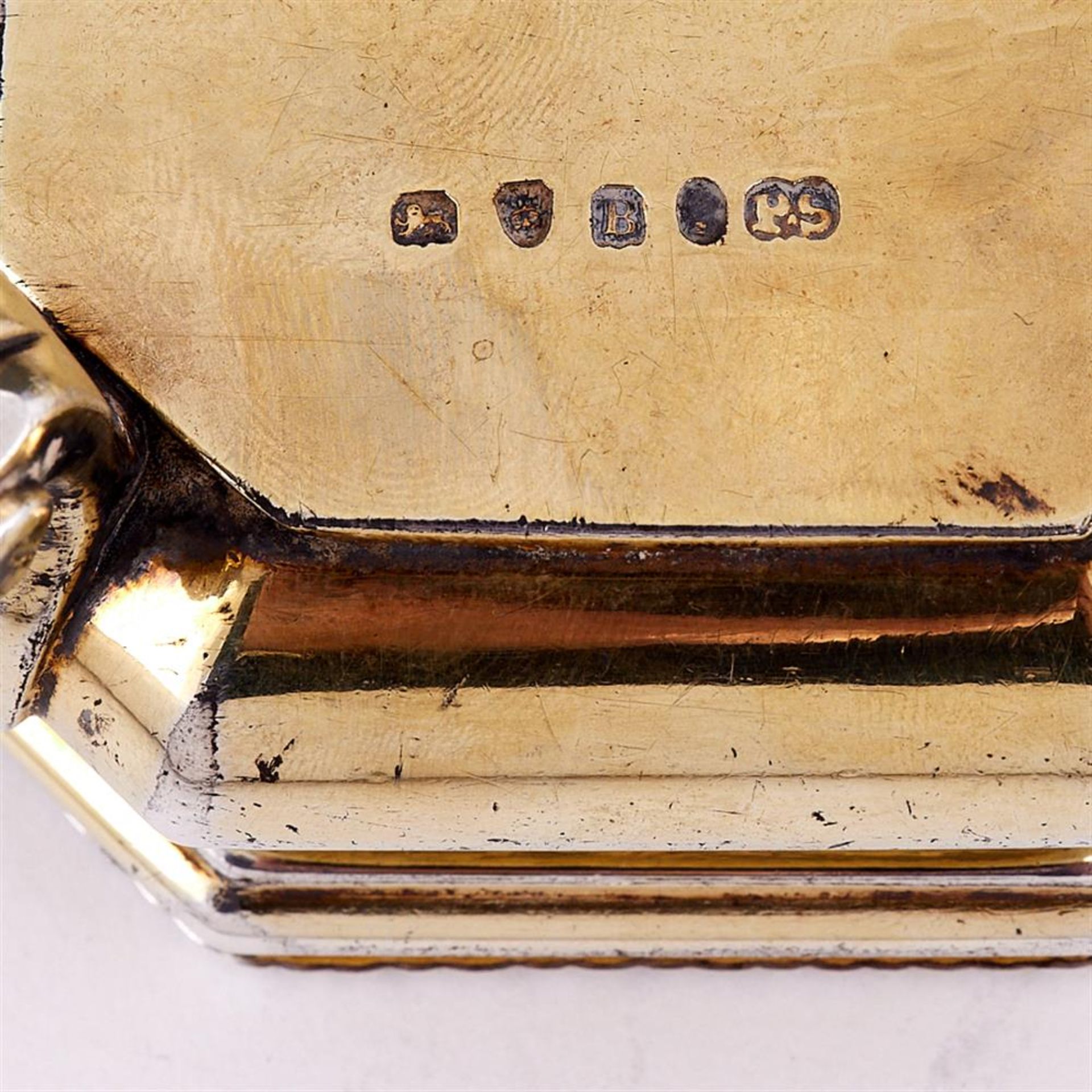 A PAIR OF GEORGE III SILVER GILT TABLE SPICE BOXES - Image 2 of 2