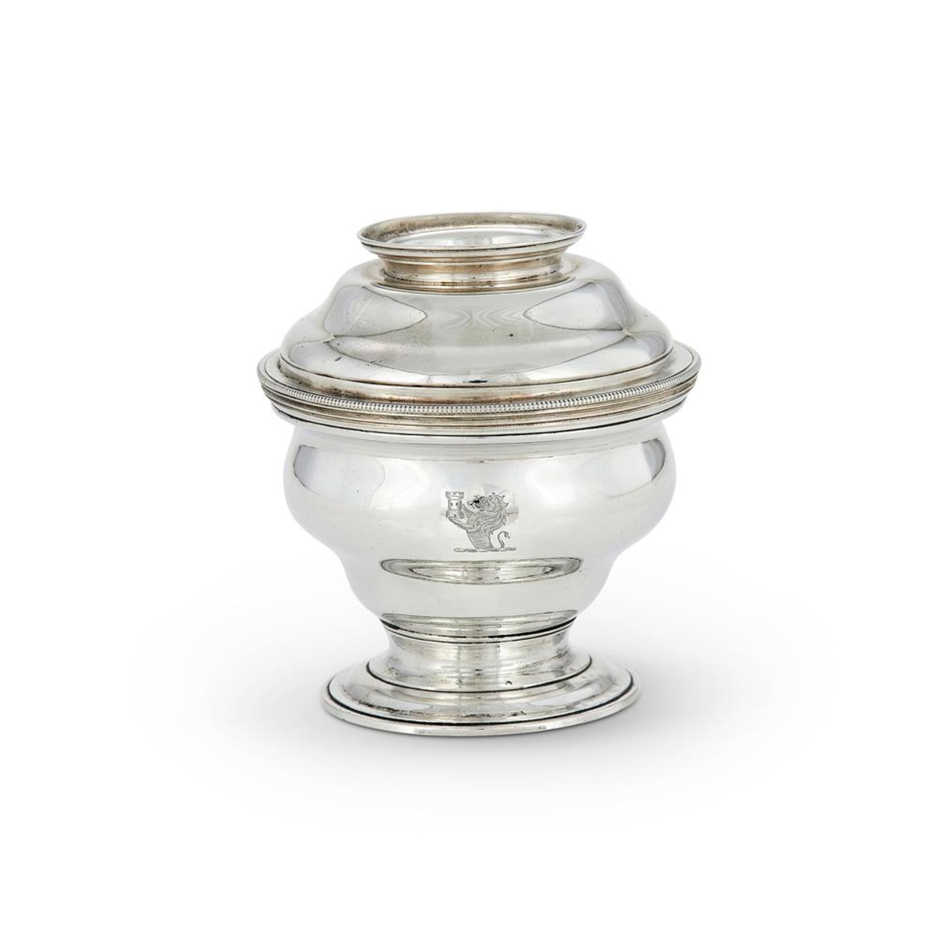 A GEORGE II SILVER SUGAR BOWL AND COVER