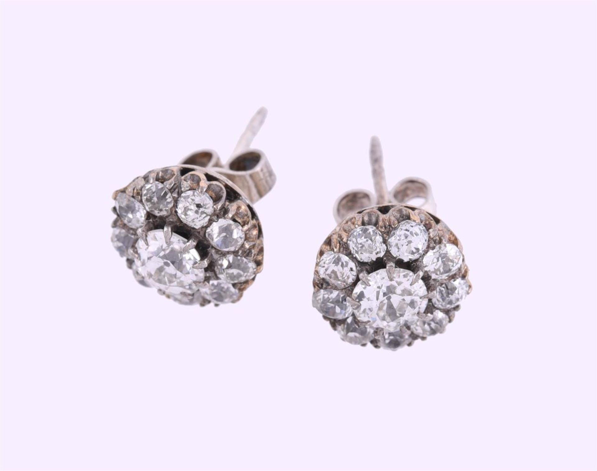 A PAIR OF DIAMOND CLUSTER EAR STUDS - Image 2 of 2