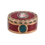 A 19TH CENTURY GERMAN GOLD AND ENAMEL BOX