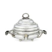 AN INDIAN COLONIAL SILVER WARMING DISH WITH ASSOCIATED COVER