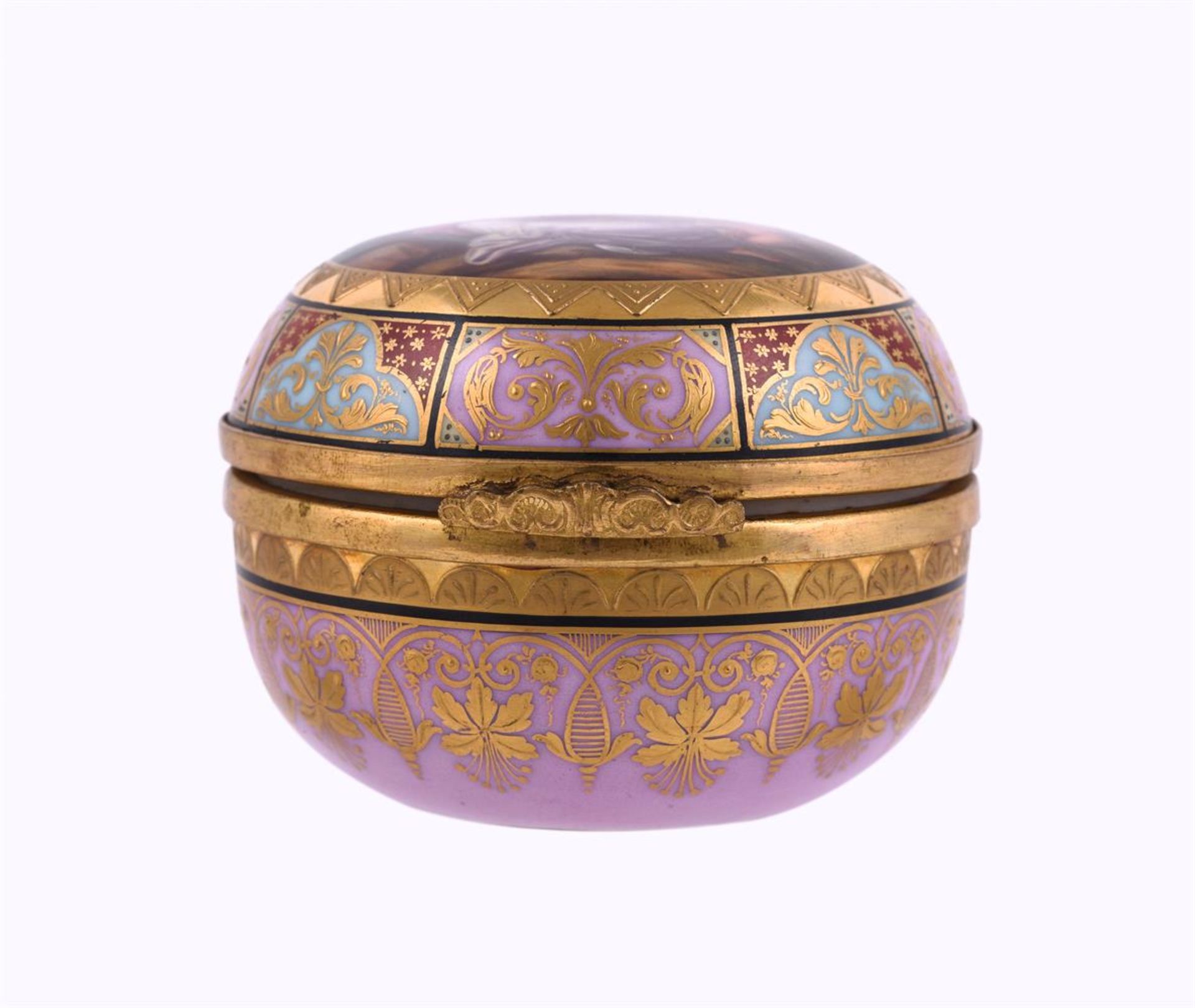 A GROUP OF FOUR 19TH CENTURY LIMOGES AND VIENNA STYLE BOXES - Image 11 of 18