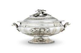 AN ITALIAN SILVER COLOURED LOBED OVAL TUREEN WITH AN ASSOCIATED COVER