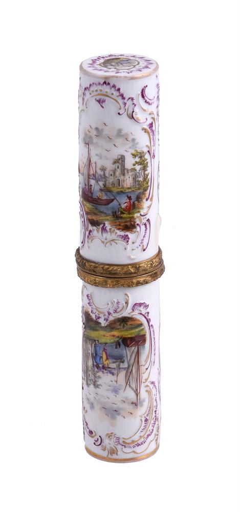 A LATE 19TH CENTURY GERMAN PORCELAIN BODKIN CASE