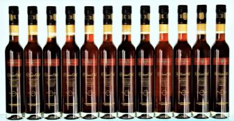 ß Yalumba Antique Tawny 50 Year Old Museum Reseve, Barossa Valley - (Lying under Bond)