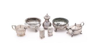 A COLLECTION OF SILVER ITEMS