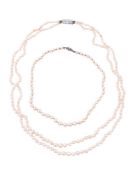 A CULTURED PEARL NECKLACE WITH A DIAMOND CLASP