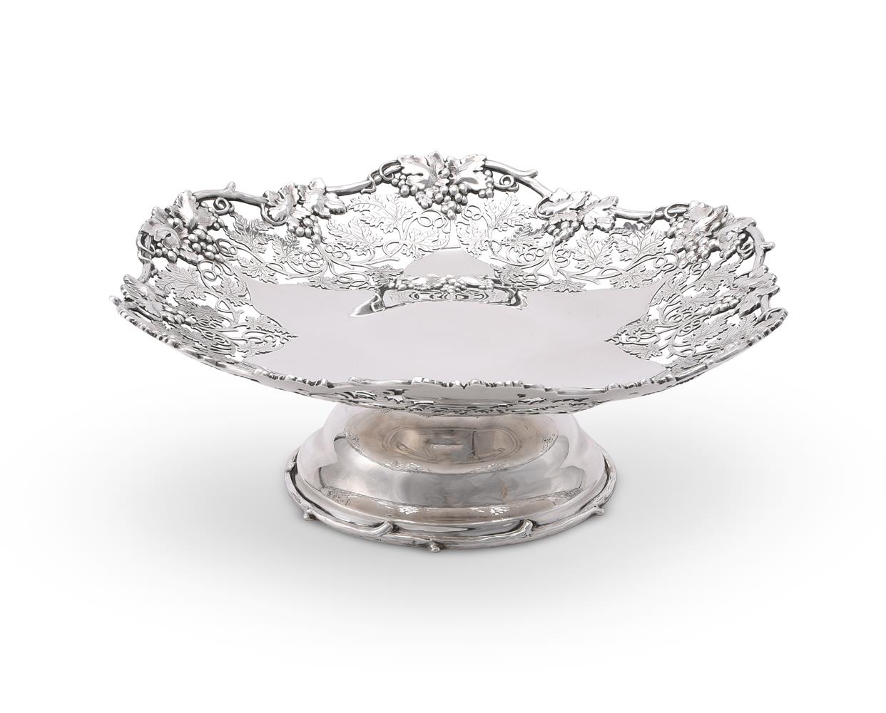 A SILVER CIRCULAR PIERCED PEDESTAL DISH