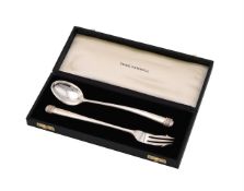 A CASED SILVER SERVING FORK AND SPOON, THEO FENNELL